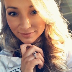 Meet your Posher, Shalie